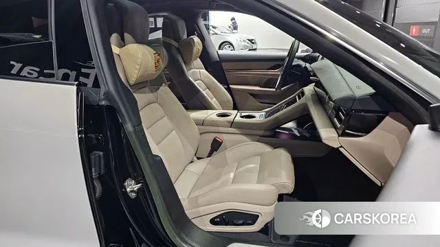 Porsche Taycan id 3462684 из Кореи 20