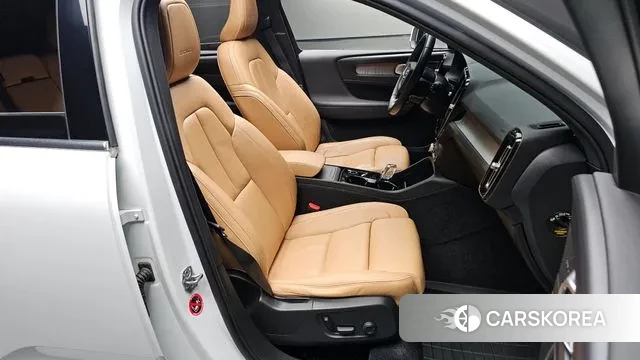 Volvo XC40 id 3055117 из Кореи 20