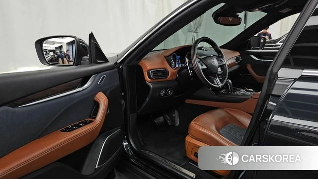 Maserati Levante id 4362572 из Кореи 32