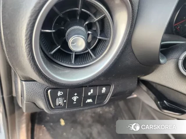 Kia Come New K3 id 3509168 из Кореи 13