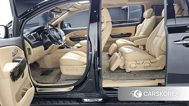 Kia The New Carnival id 3546720 из Кореи 20