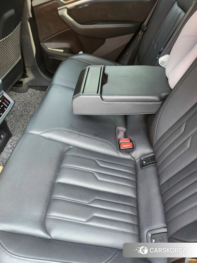 Audi e-Tron id 3792007 из Кореи 12