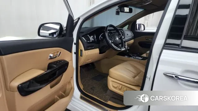 Kia The New Carnival id 3362706 из Кореи 20