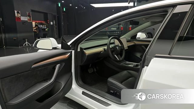 Tesla Model 3 id 4716165 из Кореи 31