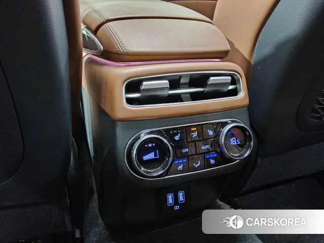 Genesis GV70 id 4784062 из Кореи 20