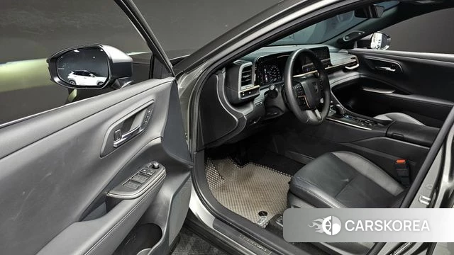 Toyota Crown Crossover id 3891620 из Кореи 20