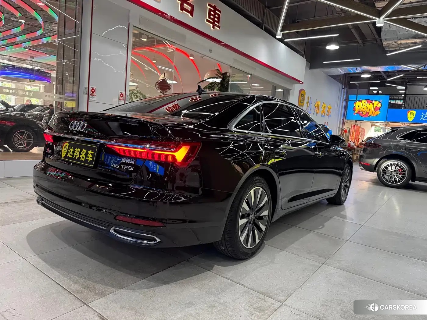 Audi A6L id 4578218 из Китая 18