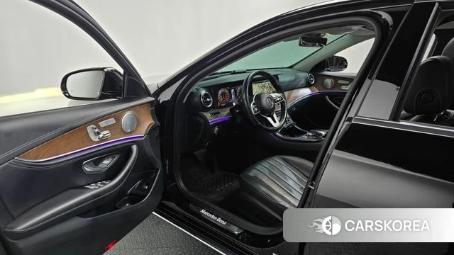 Mercedes-Benz E-Class W213 id 4770552 из Кореи 34
