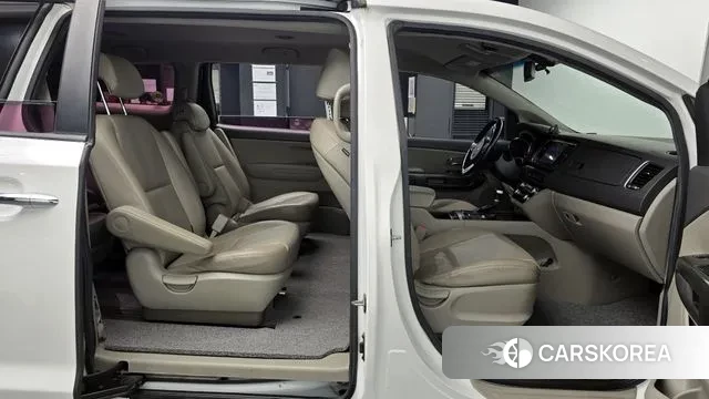 Kia All New Carnival id 3789799 из Кореи 20