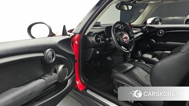Mini Cooper id 4250130 из Кореи 31