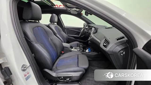 BMW 1 Series (F40) id 3006986 из Кореи 20