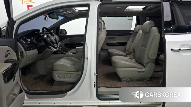 Kia The New Carnival id 4233136 из Кореи 20