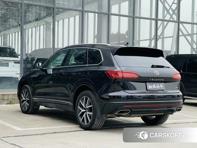 Volkswagen Touareg id 4263913 из Китая 16