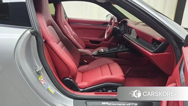 Porsche 911(992) id 3393584 из Кореи 20