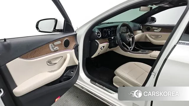 Mercedes-Benz E-Class W213 id 3488592 из Кореи 20