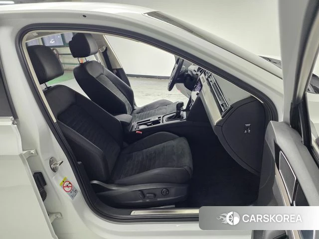 Volkswagen Passat GT (B8) id 3801708 из Кореи 20