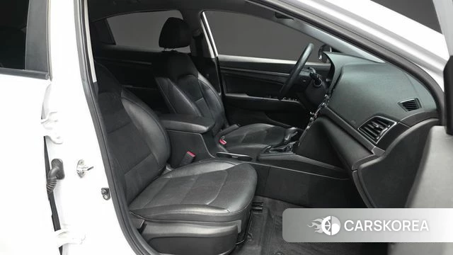 Hyundai Avante AD id 4944243 из Кореи 30
