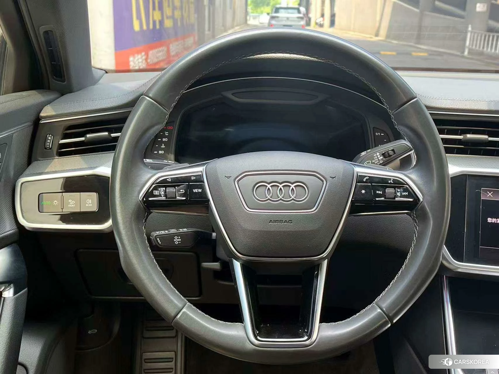 Audi A6L id 4454653 из Китая 13