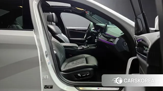 BMW 5 Series (G30) id 3427247 из Кореи 20