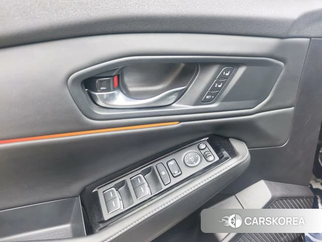 Honda Accord PHEV id 4261968 из Китая 19