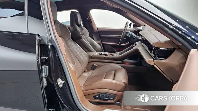 Porsche Taycan id 3281964 из Кореи 20