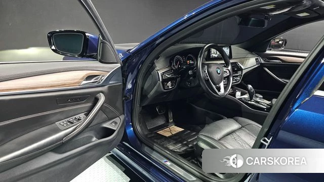 BMW 5 Series (G30) id 3943059 из Кореи 20