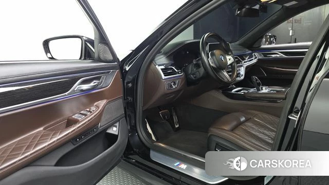 BMW 7 Series (G11) id 4383178 из Кореи 34