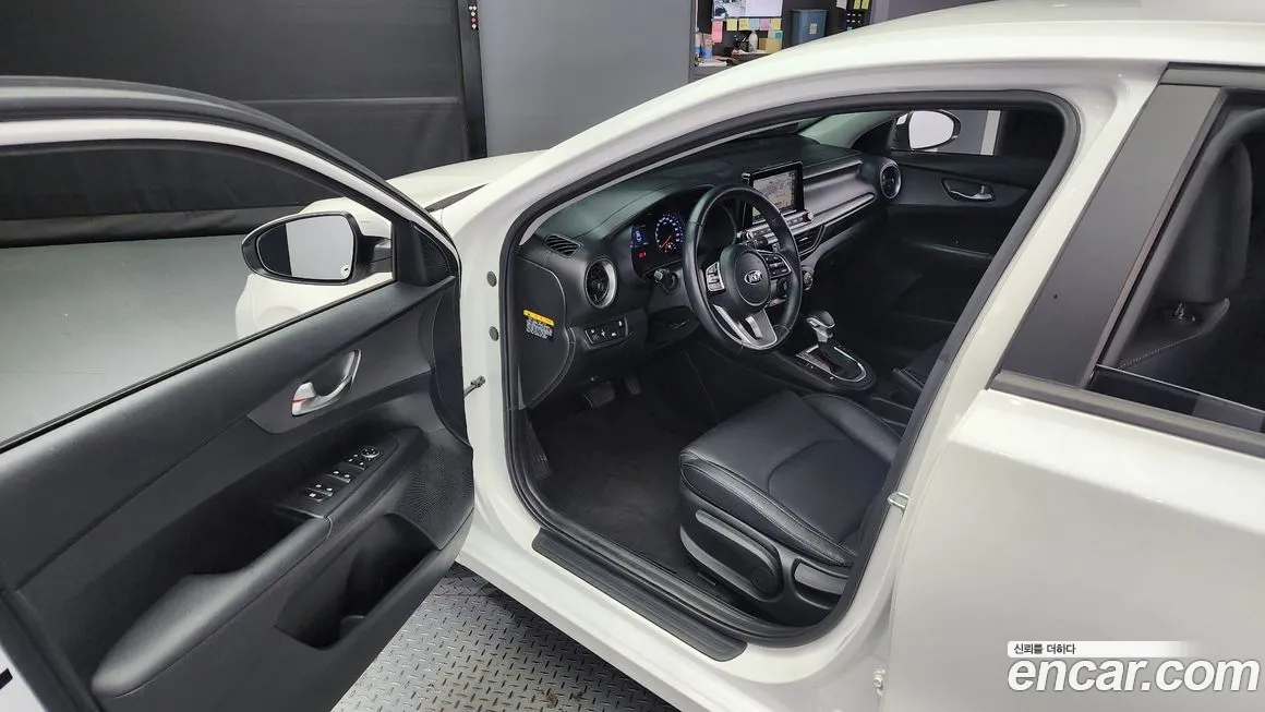 Kia Come New K3 id 2067171 из Кореи 20