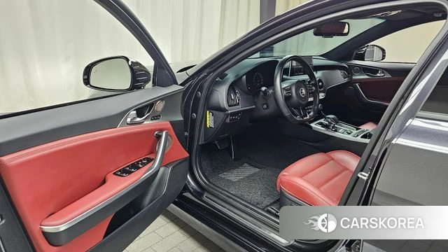 Kia Stinger id 4677898 из Кореи 35