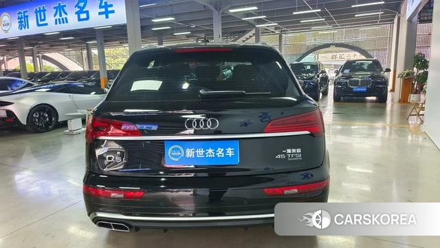 Audi Q5L id 4290353 из Китая 12