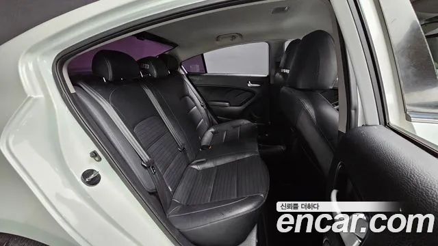 Kia The New K3 id 2575969 из Кореи 20