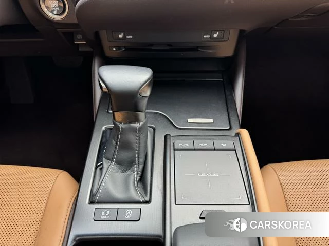 Lexus ES id 4353698 из Китая 14