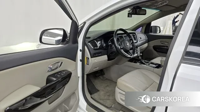 Kia The New Carnival id 3627148 из Кореи 20