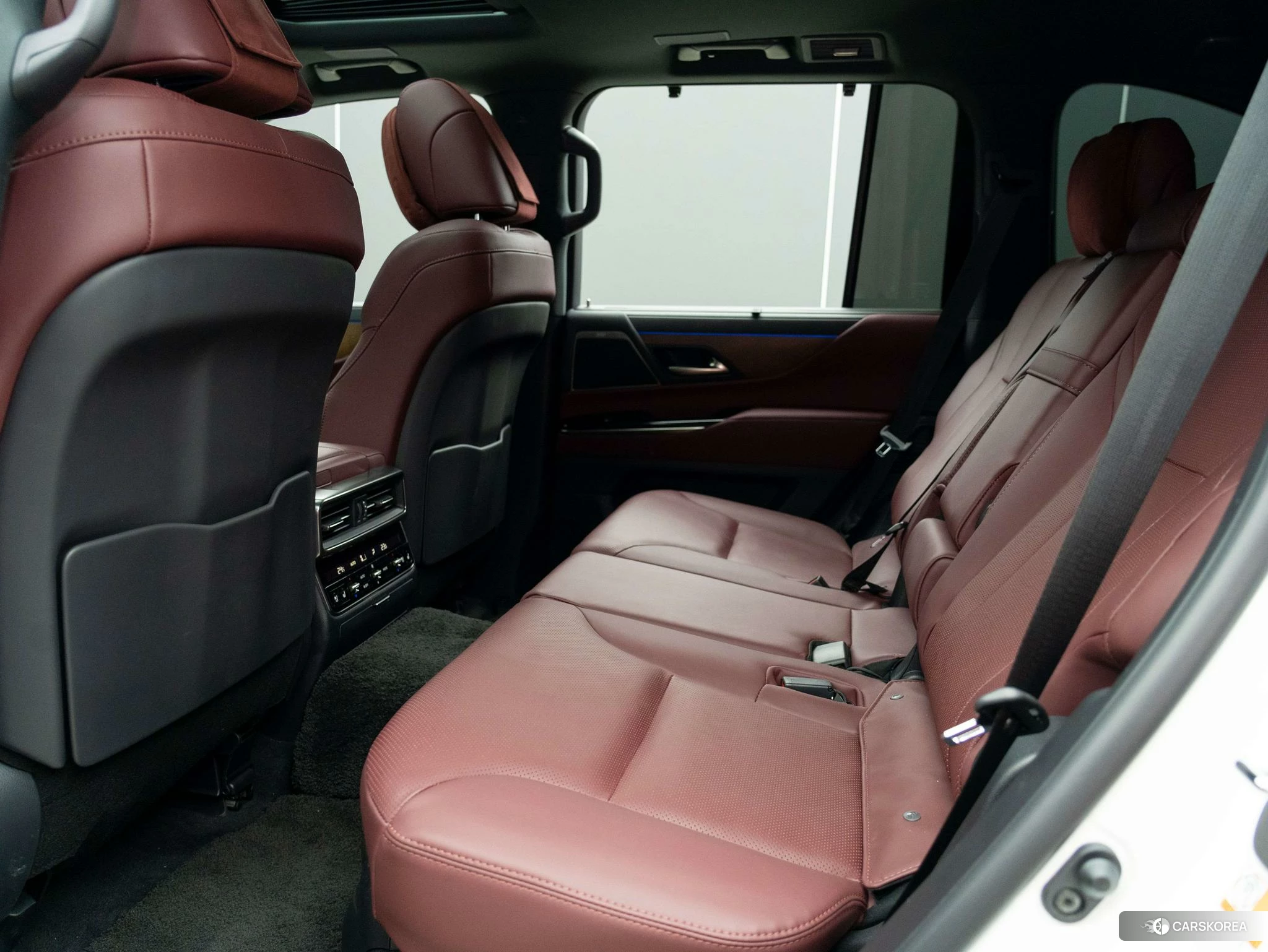 Lexus LX id 4440981 из Китая 19