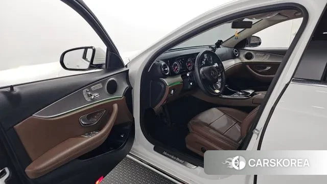 Mercedes-Benz E-Class W213 id 2991380 из Кореи 20