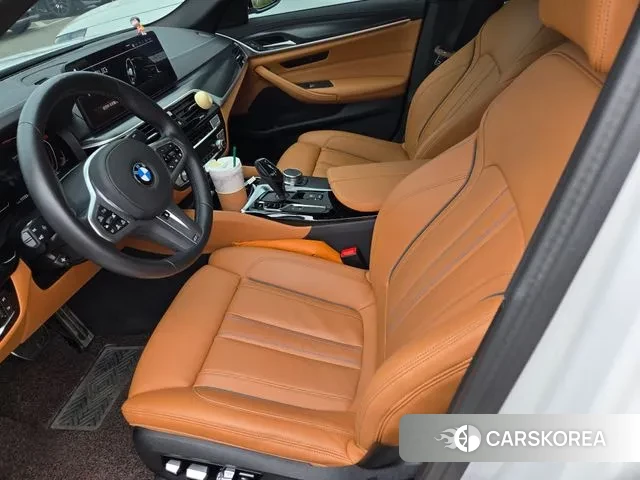 BMW 5 Series (G30) id 3031714 из Кореи 11