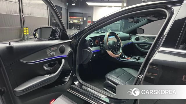 Mercedes-Benz E-Class W213 id 4751002 из Кореи 32