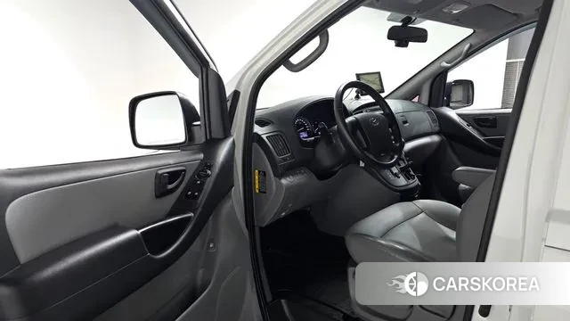 Hyundai The New Grand Starex id 3428959 из Кореи 20