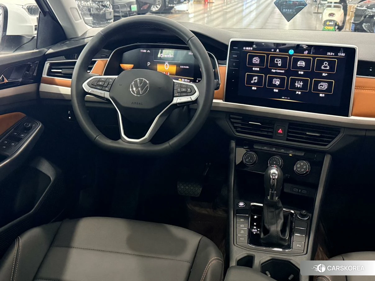 Volkswagen Bora id 4407361 из Китая 17