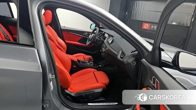 BMW 1 Series (F40) id 3411368 из Кореи 20