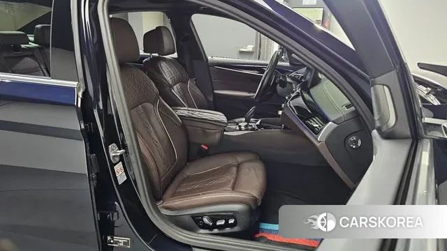 BMW 5 Series (G30) id 3478064 из Кореи 20