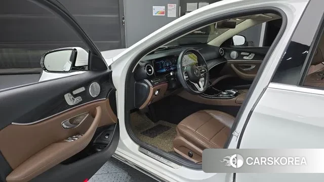 Mercedes-Benz E-Class W213 id 3350906 из Кореи 20