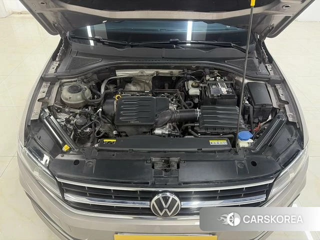 Volkswagen Bora id 4254001 из Китая 20