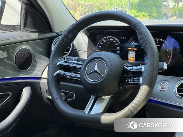 Mercedes-Benz E-class id 4299601 из Китая 21