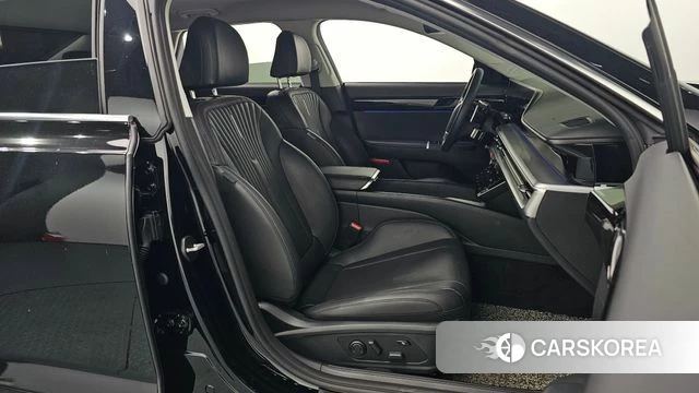 Hyundai Grandeur (GN7) id 3826085 из Кореи 20