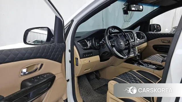 Kia The New Carnival id 3789550 из Кореи 20