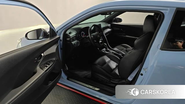 Hyundai Veloster (JS) id 4768957 из Кореи 31