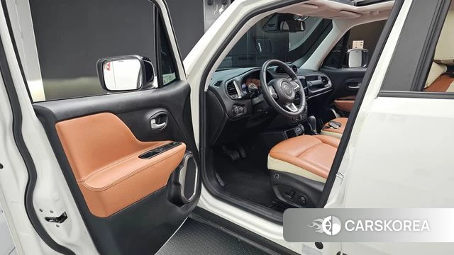 Jeep Renegade id 4523591 из Кореи 32