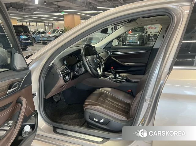 BMW 5 series PHEV id 4211848 из Китая 16