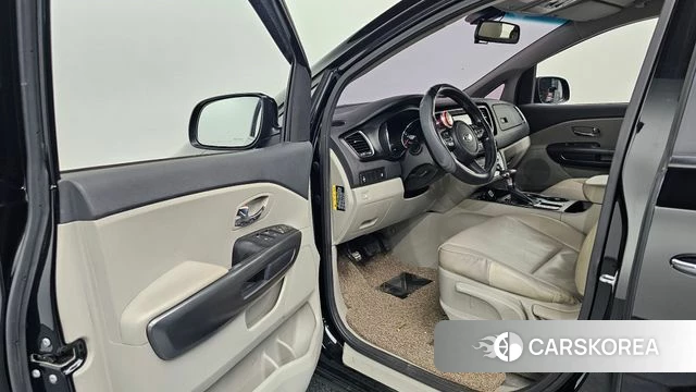 Kia The New Carnival id 4225591 из Кореи 30